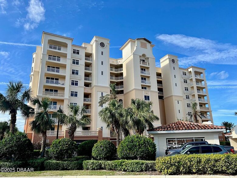 Luxurious 4 bedroom condo at Minorca - New Smyrna Beach, Florida