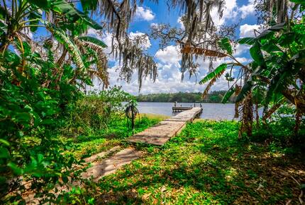 Relaxed Riverside Home with Private Dock and Balcony - Tampa, Florida