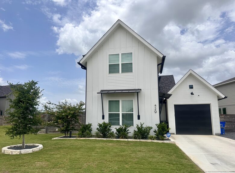 Modern Luxury Cozy 3 Kings & Big Gameroom in New Braunfels - New Braunfels, Texas