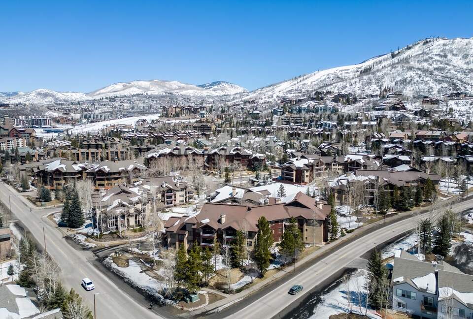 Spacious Trappeur’s Lodge Retreat Near Steamboat Base Area - Steamboat Springs, Colorado