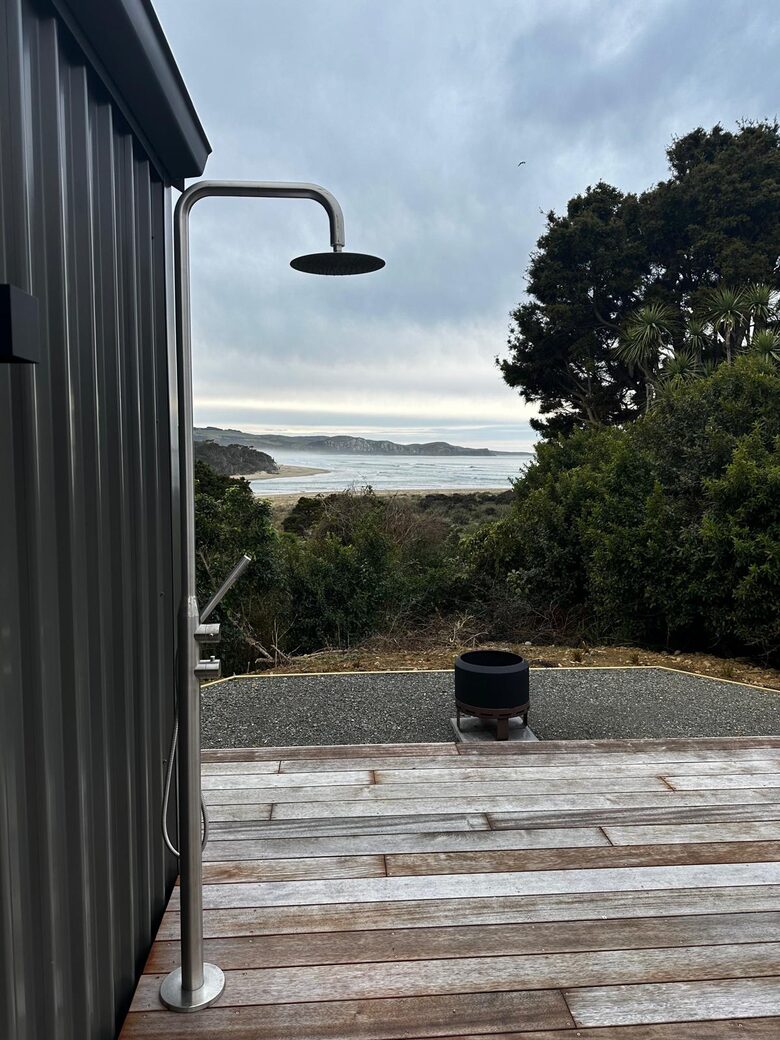 Last Paradise | A Peaceful Catlins Escape - Owaka, New Zealand