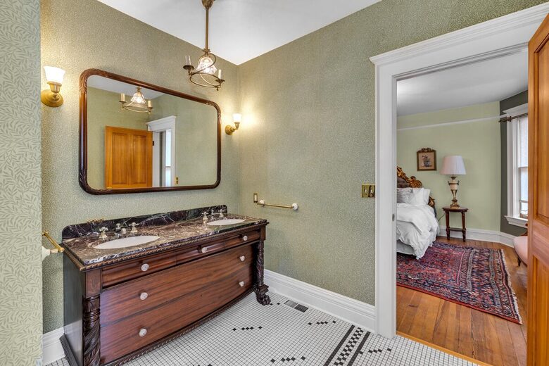A Grand Historic Home in the Heart of Capitol Hill - Denver, Colorado
