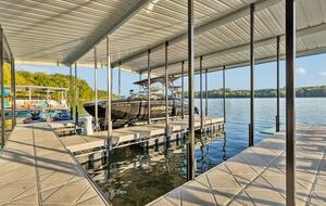A Luxe Lakefront Escape Above Tim’s Ford - Winchester, Tennessee