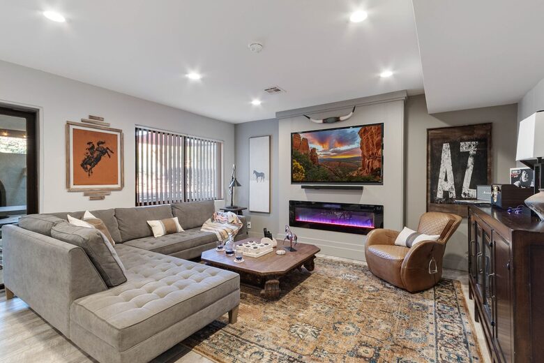 Red Rock Wellness Retreat with Private Guest House - Sedona, Arizona