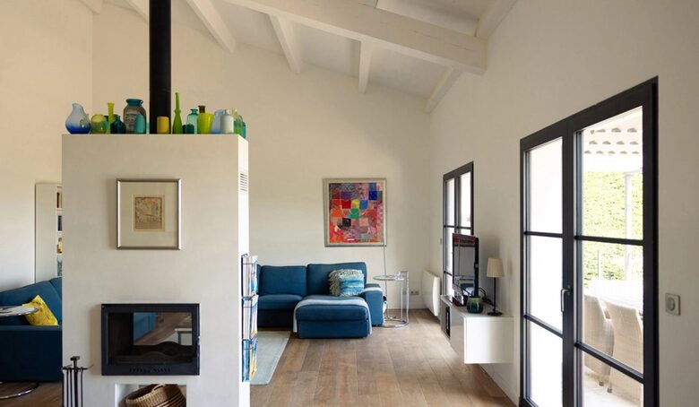 Sea-View Villa Above the Gulf of Saint-Tropez - Les Issambres, France