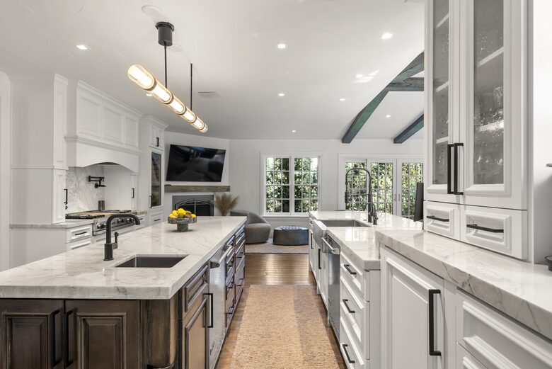 Timeless Luxury in the Heart of Denver Country Club - Denver, Colorado