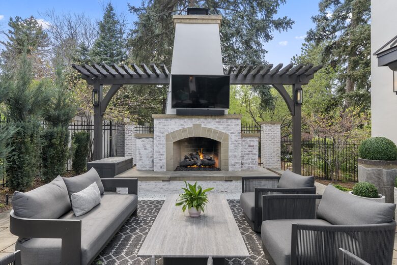 Timeless Luxury in the Heart of Denver Country Club - Denver, Colorado