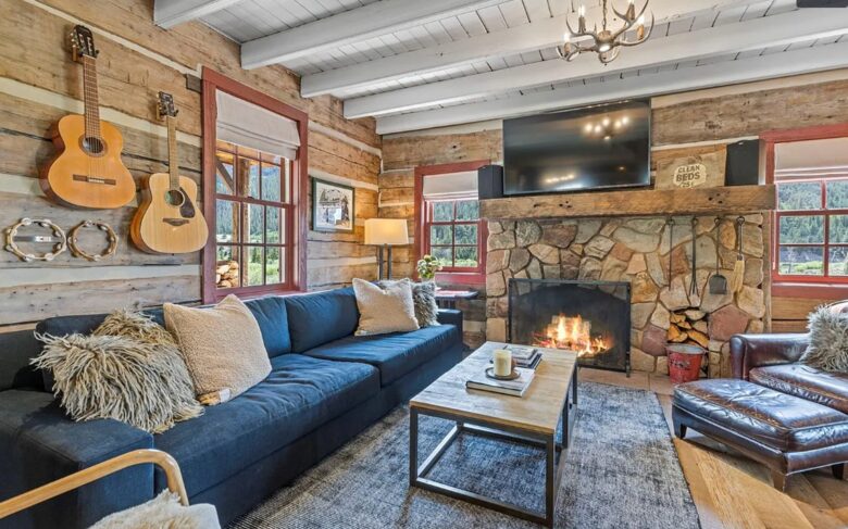 Historic Riverside Mountain Cabin on Five Private Alpine Acres - Alma, Colorado