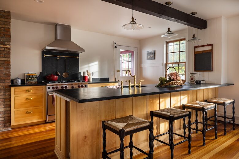 1792 Vermont Farmhouse Escape - Westminster, Vermont