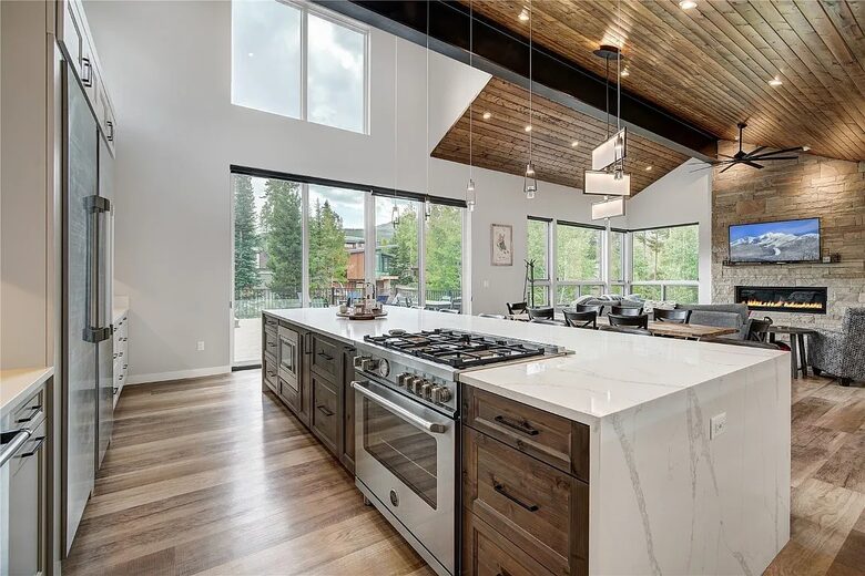 Slope-Side Breckenridge Designer Escape - Breckenridge, Colorado