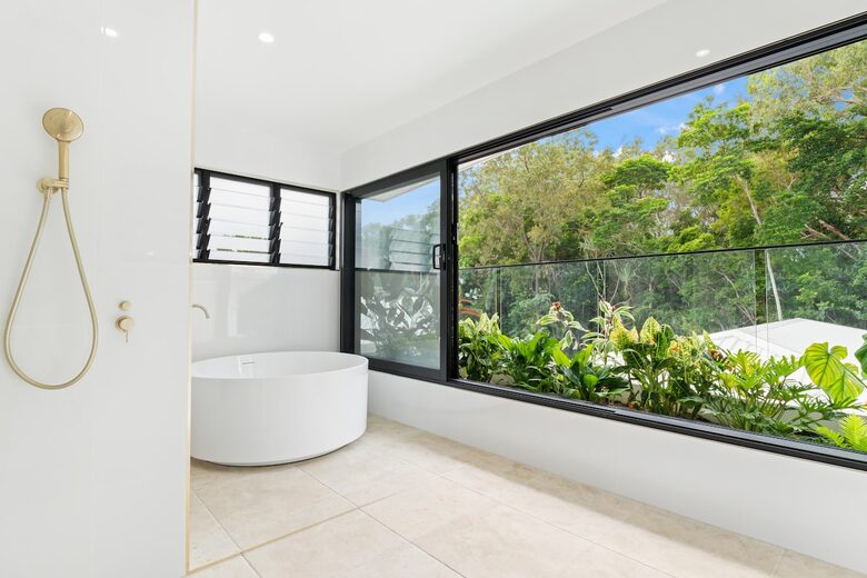 A Private Rainforest Hideaway Steps from Palm Cove Beach - Palm Cove, Australia