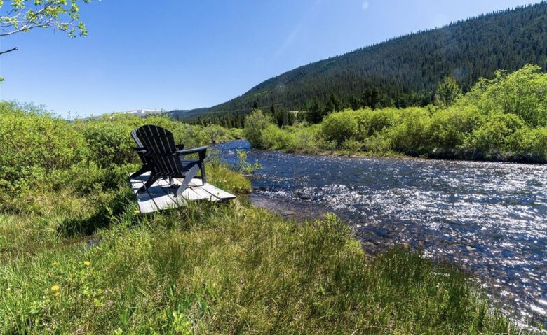 Historic Riverside Mountain Cabin on Five Private Alpine Acres - Alma, Colorado