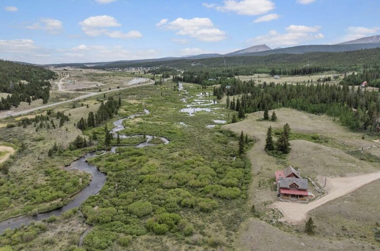 Historic Riverside Mountain Cabin on Five Private Alpine Acres - Alma, Colorado