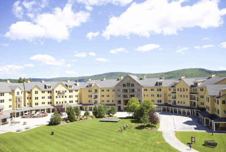 True Ski-In/Ski-Out Escape at Jackson Gore - Ludlow, Vermont