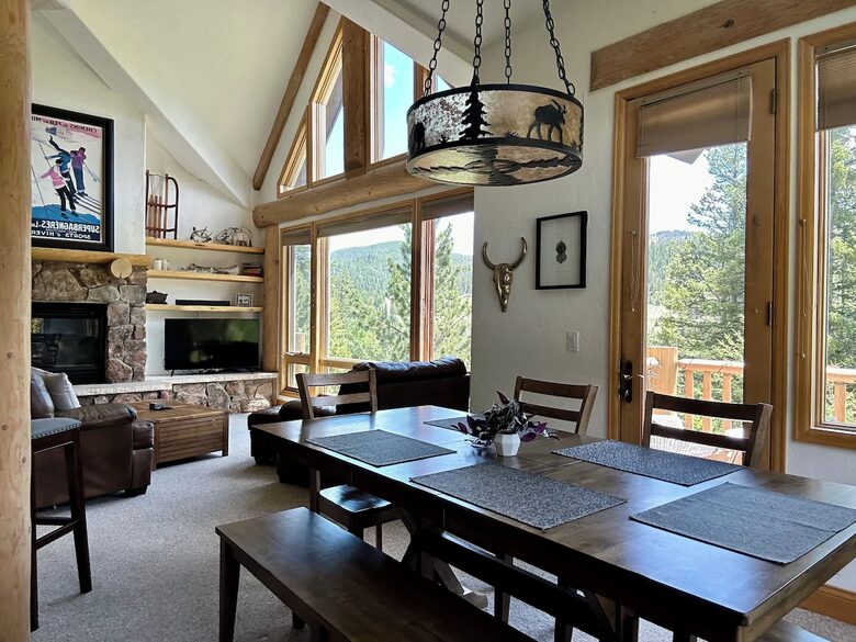 Classic Winter Park Lodge Near Slopes & Village - Winter Park, Colorado