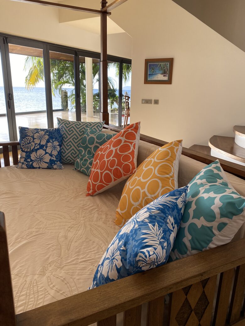 Magical Ocean Front Villa and Sunset Views - Tevaitoa, French Polynesia