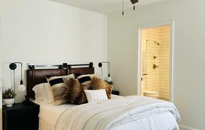 An Elevated Urban Escape in the Heart of Phoenix - Phoenix, Arizona