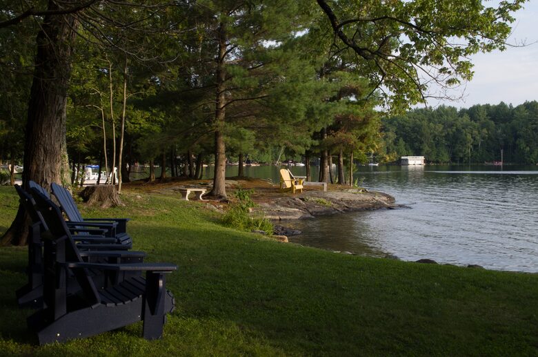 Calm Water Retreat on Lake Rosseau - Muskoka, Canada