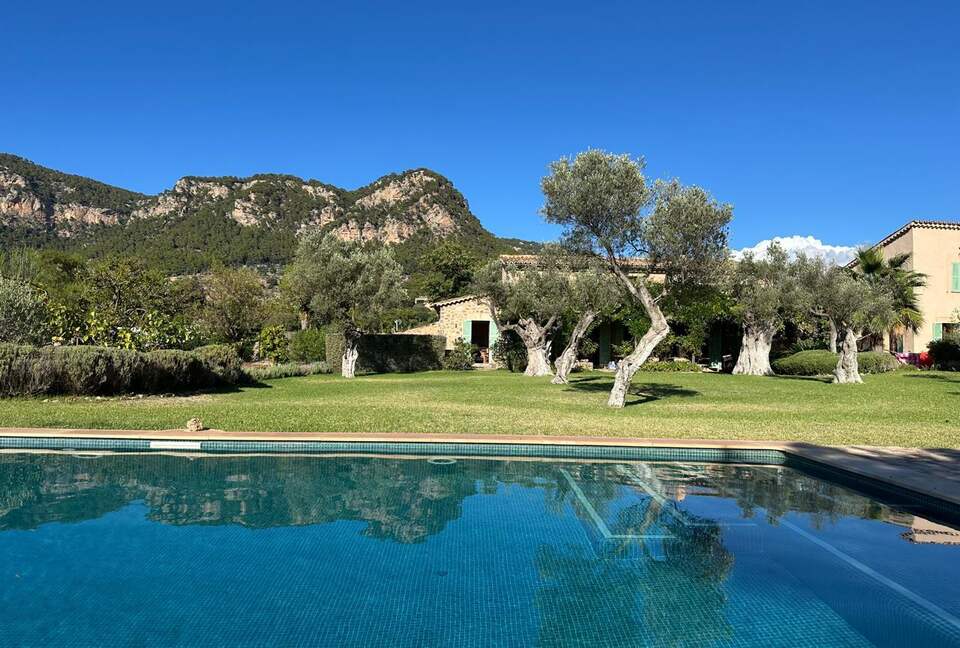 Idylic Finca Amidst Valldemossa's Olive Groves - Valdemossa, Mallorca, Spain