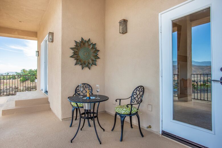 Luxury Wine Country Retreat with Gorgeous Panoramic Views - Temecula, California