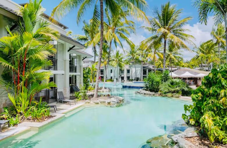 Séjour au bord d'un lagon avec accès direct à la piscine au Sea Temple Resort & Spa Port Douglas - Port Douglas, Australie