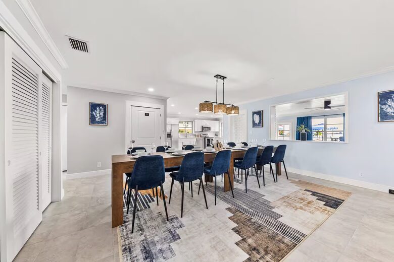 Waterfront Retreat with Pool, Pickleball & Sauna - West Palm Beach, Florida