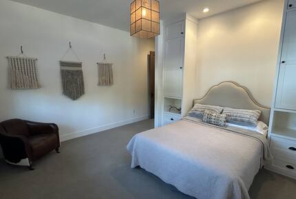 A Refined Tahoe Escape on the Fairway - Truckee, California