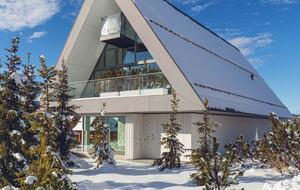 Award-Winning Alpine Sanctuary in Kościelisko - Kościelisko, Poland