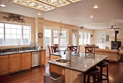 Sierra Foothills Sunset Estate - Colfax, California