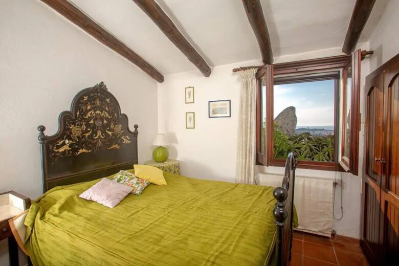 Villa Giuliana | A Private Hilltop Home in Gallura - Santa Teresa di Gallura, Italy