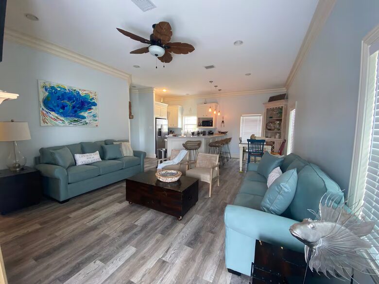 Crystal Beach Retreat with Private Heated Pool - Crystal Beach, Texas