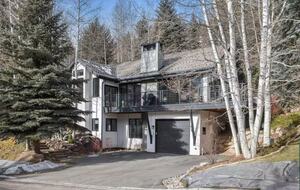 Axiom Retreat - Moving Mountains - Vail, Colorado