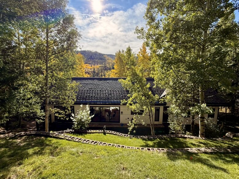Axiom Retreat - Moving Mountains - Vail, Colorado