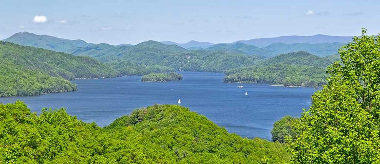 Lake Watagua - 30 minute drive