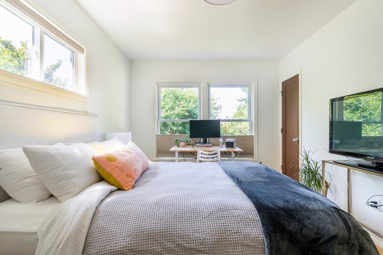 Modern Comfort in a Classic Beacon Hill Home - Seattle, Washington