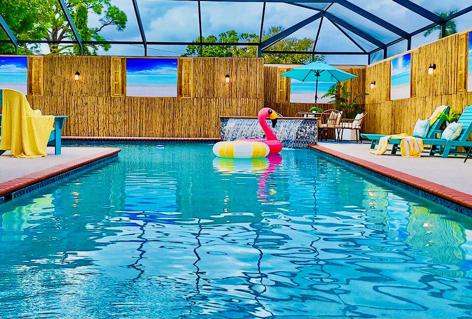 Siesta Key Tiki Hut Hideaway | With large private pool & spa - Sarasota, Florida