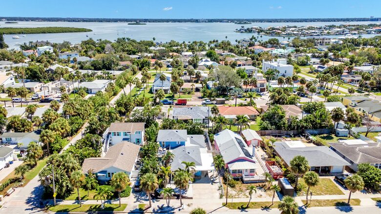 Clearwater Beach Bungalow - Clearwater Beach, Florida
