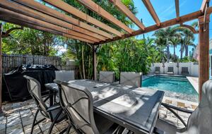Clearwater Beach Bungalow - Clearwater Beach, Florida