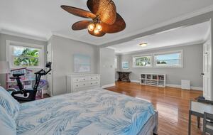 Clearwater Beach Bungalow - Clearwater Beach, Florida
