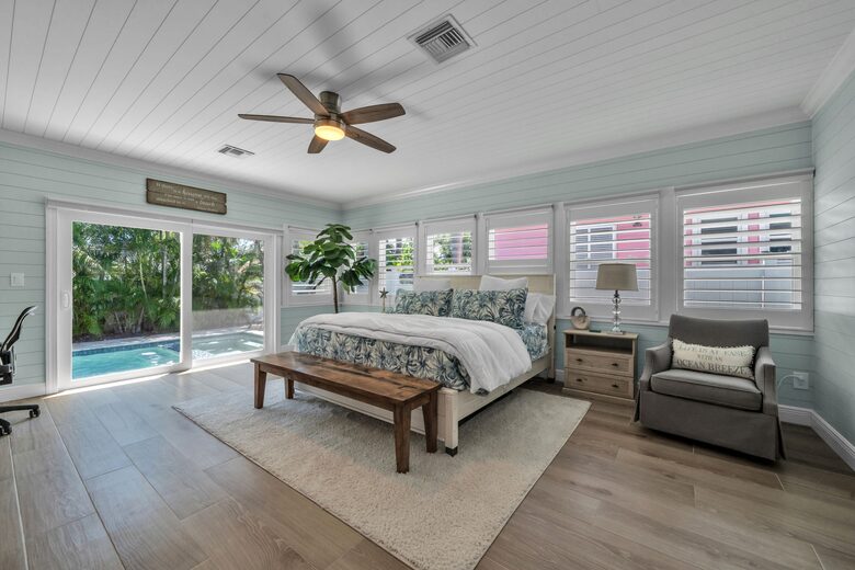 Clearwater Beach Bungalow - Clearwater Beach, Florida
