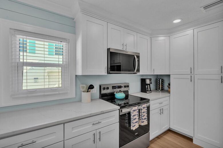 Coastal Triplex - A block from beach! - Clearwater, Florida