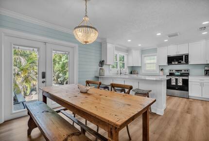 Coastal Triplex - A block from beach! - Clearwater, Florida