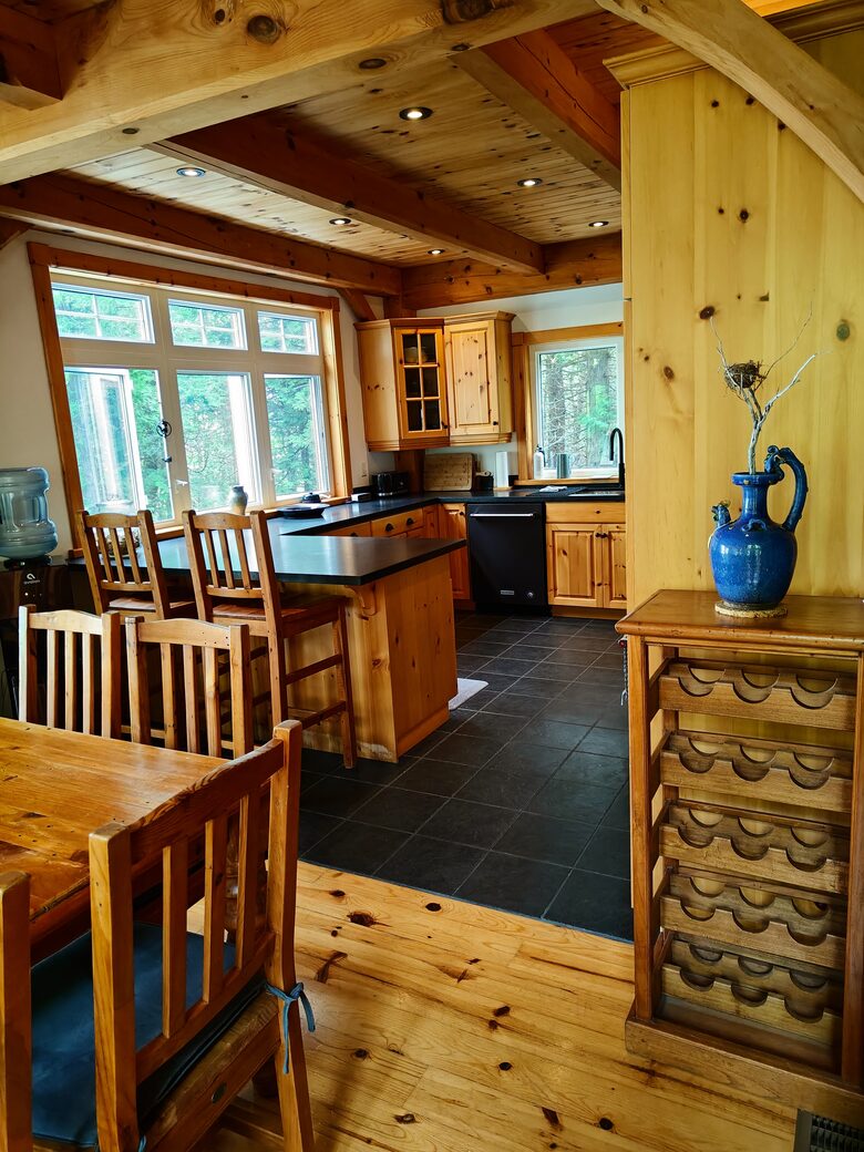 Timber-Frame Waterfront Retreat on Fathom Five National Marine Park - Tobermory, Canada