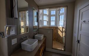 Front-Row Coastal Escape on Cormorant Cove - Block Island, Rhode Island
