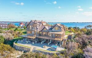 Front-Row Coastal Escape on Cormorant Cove - Block Island, Rhode Island