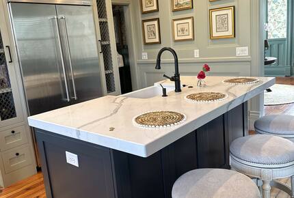 Elegant Charleston Retreat in the Historic District - Charleston, South Carolina