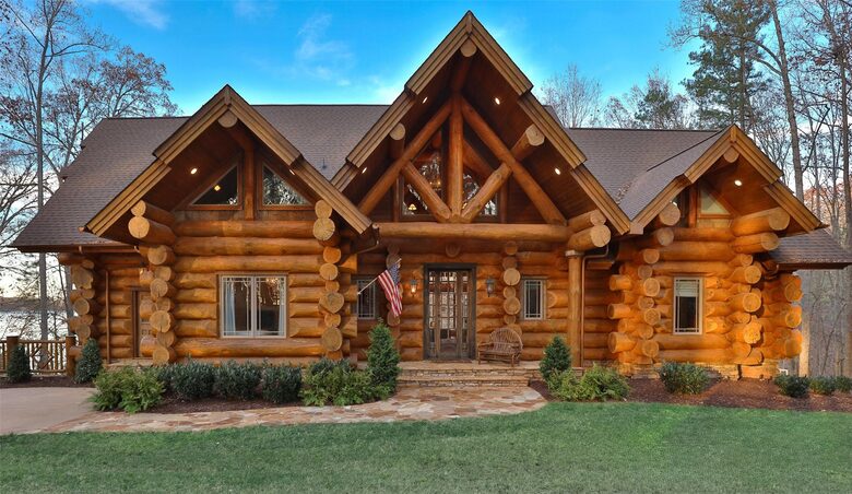 Handcrafted Log Cabin Retreat on Lake Norman - Mooresville, North Carolina
