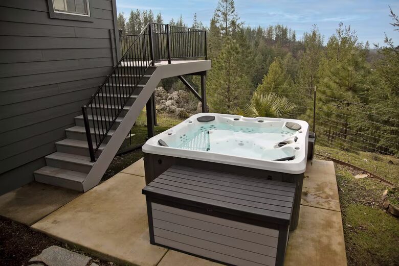 Sierra Foothills Sunset Estate - Colfax, California