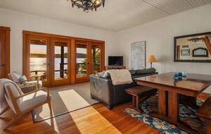 Fern Cove Waterfront Escape on Vashon Island - Vashon, Washington