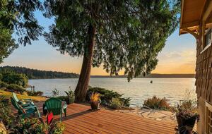 Fern Cove Waterfront Escape on Vashon Island - Vashon, Washington